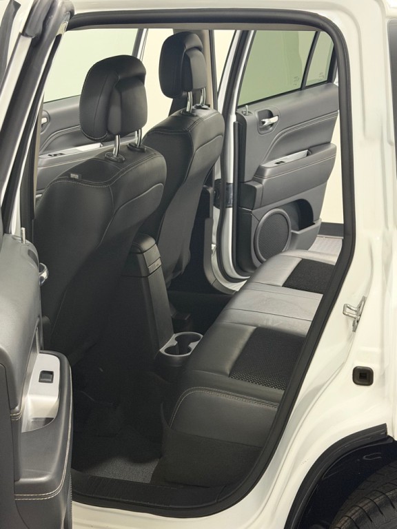 2016 Jeep Compass Image 6