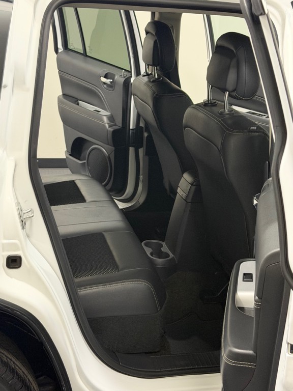 2016 Jeep Compass Image 7