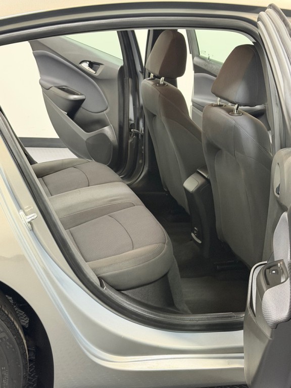 2019 Chevrolet Cruze Image 10