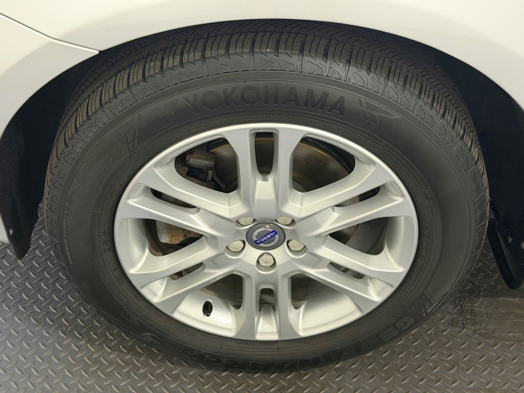 2016 Volvo XC60 Image 21