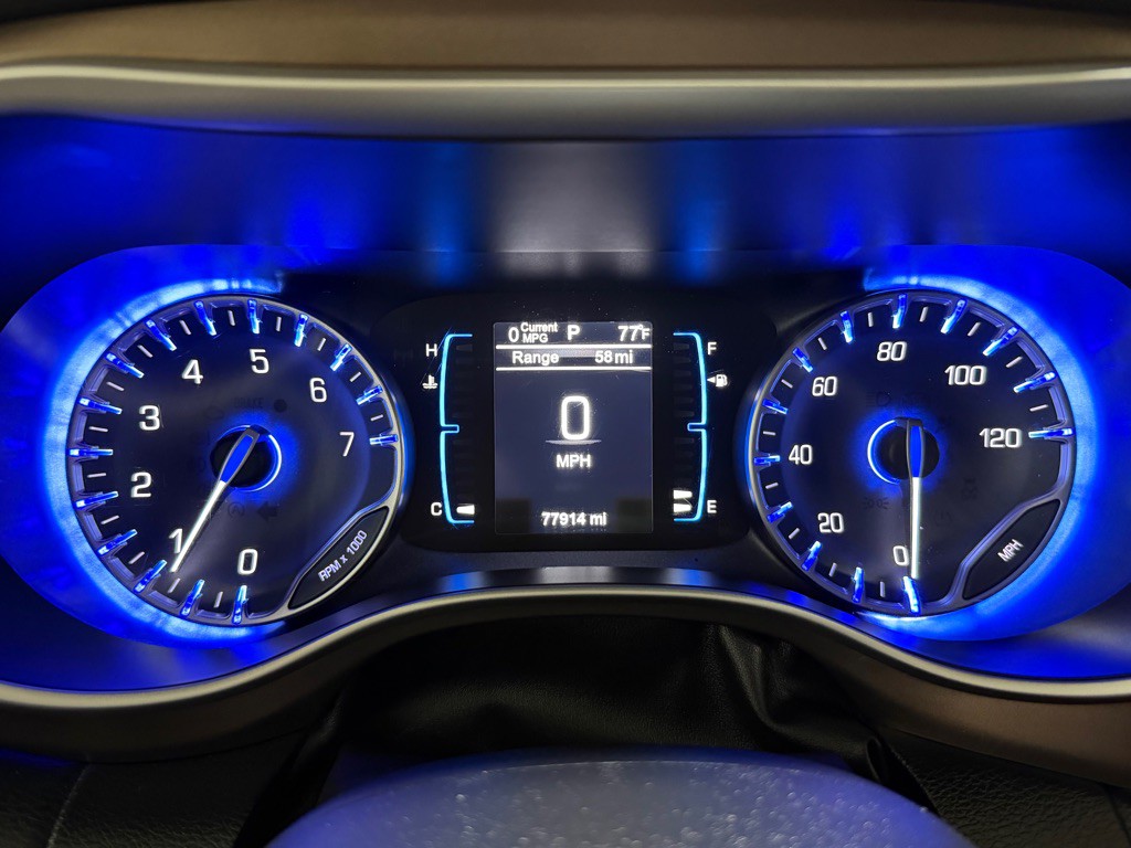 2017 Chrysler Pacifica Image 15