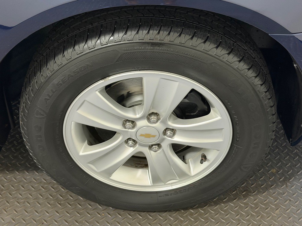 2012 Chevrolet Impala Image 17