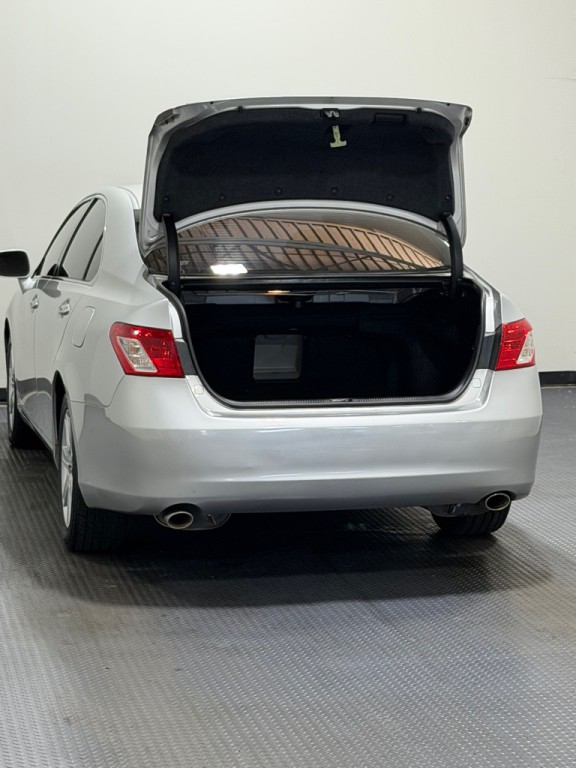 2009 Lexus ES Image 11