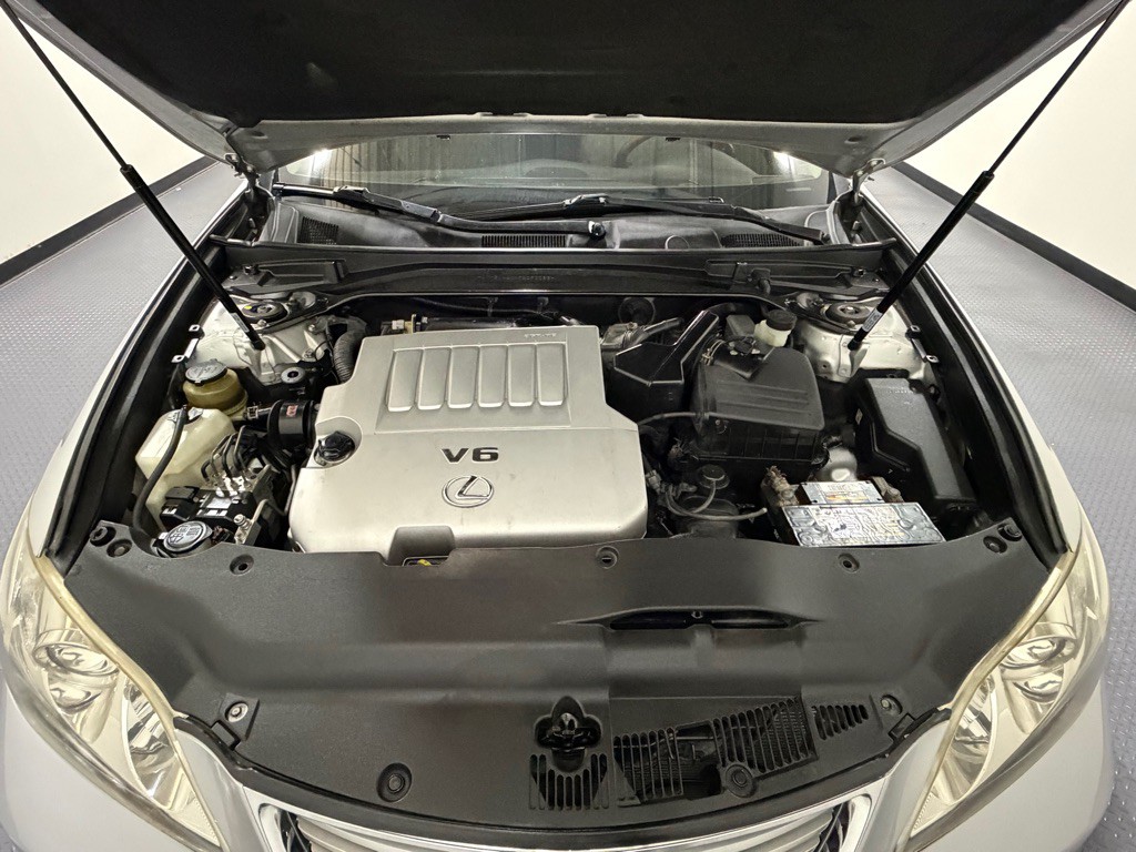 2009 Lexus ES Image 16