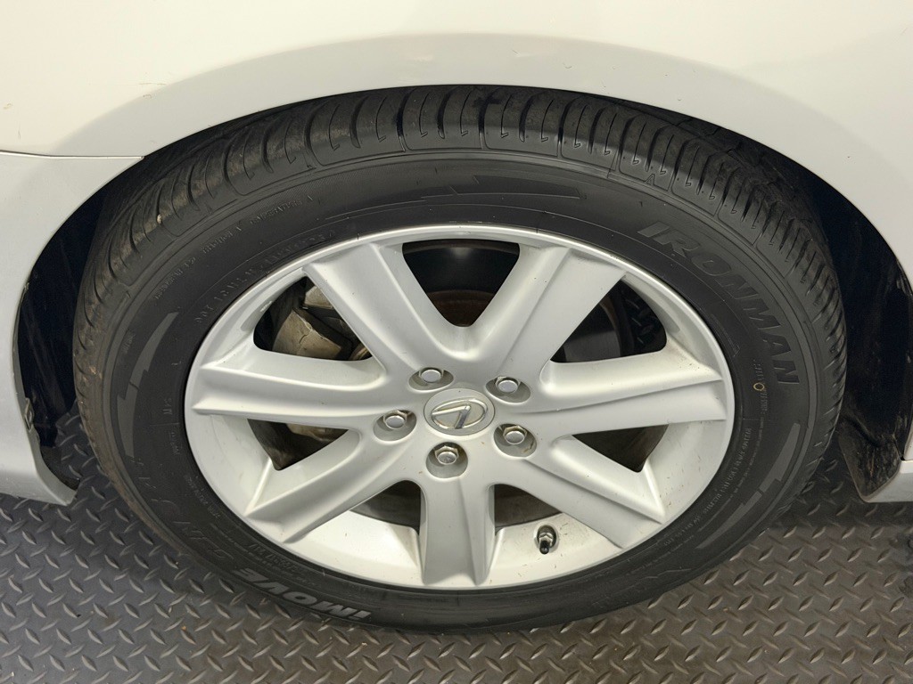 2009 Lexus ES Image 20