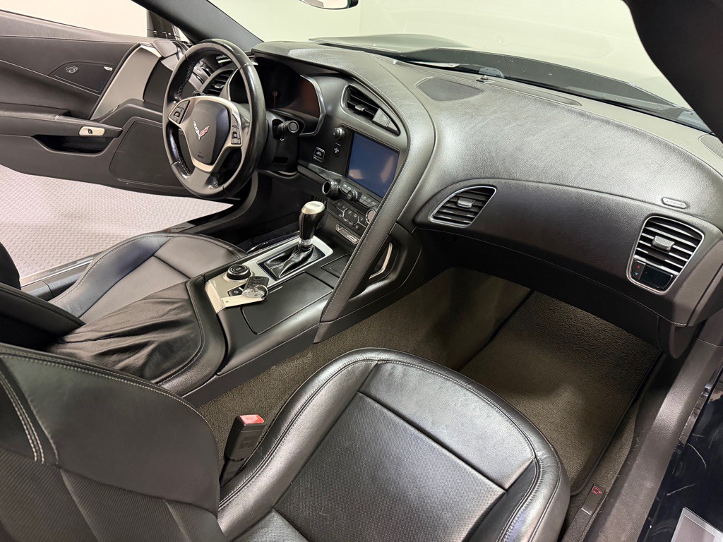 2014 Chevrolet Corvette Image 10