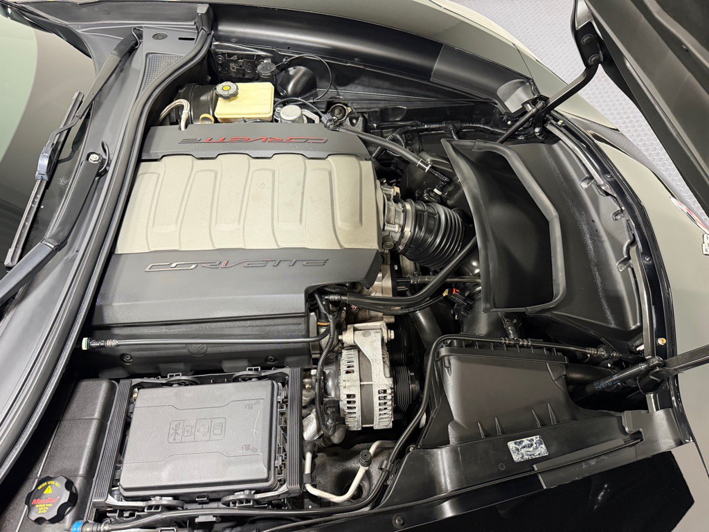 2014 Chevrolet Corvette Image 12