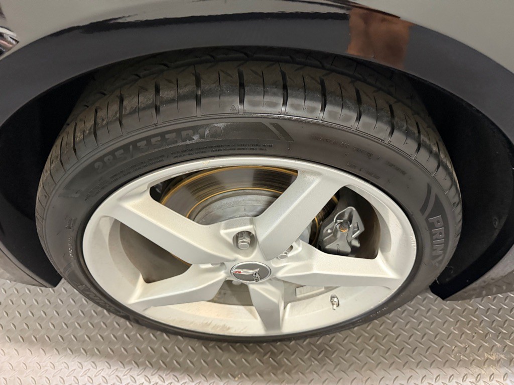 2014 Chevrolet Corvette Image 14