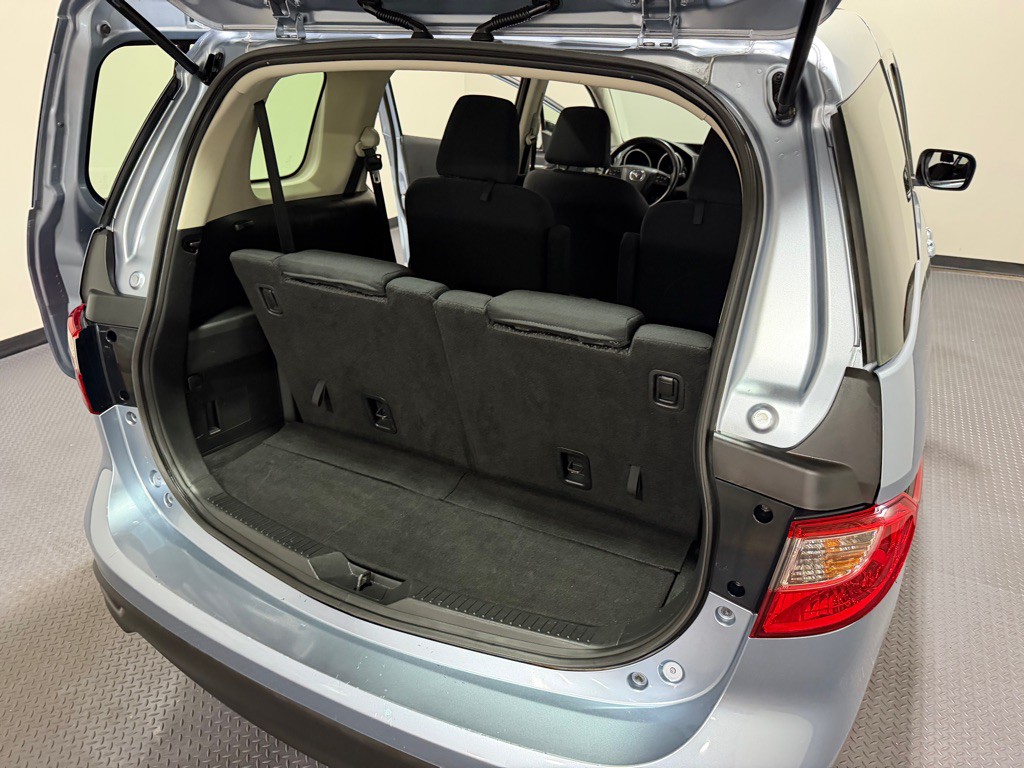 2012 Mazda Mazda5 Image 9