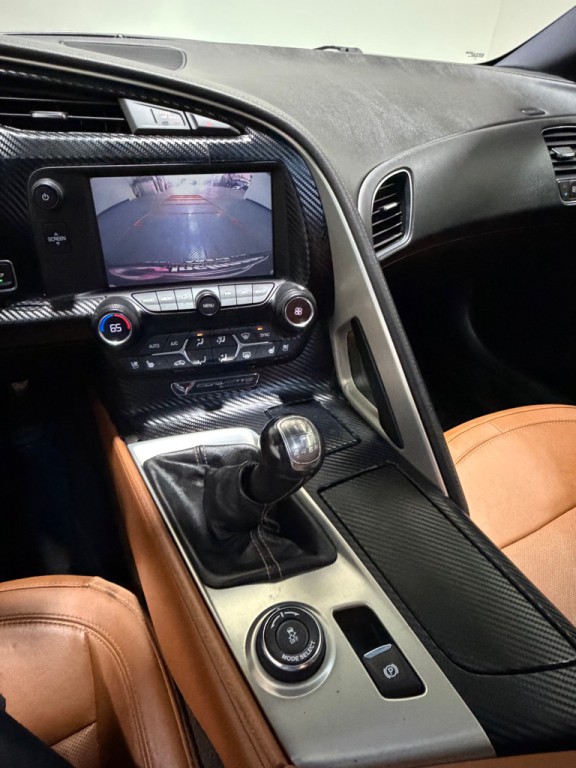 2015 Chevrolet Corvette Image 11