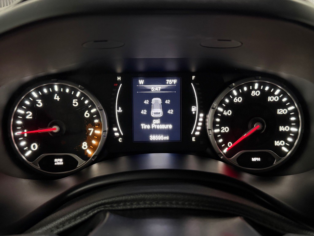 2016 Jeep Renegade Image 14