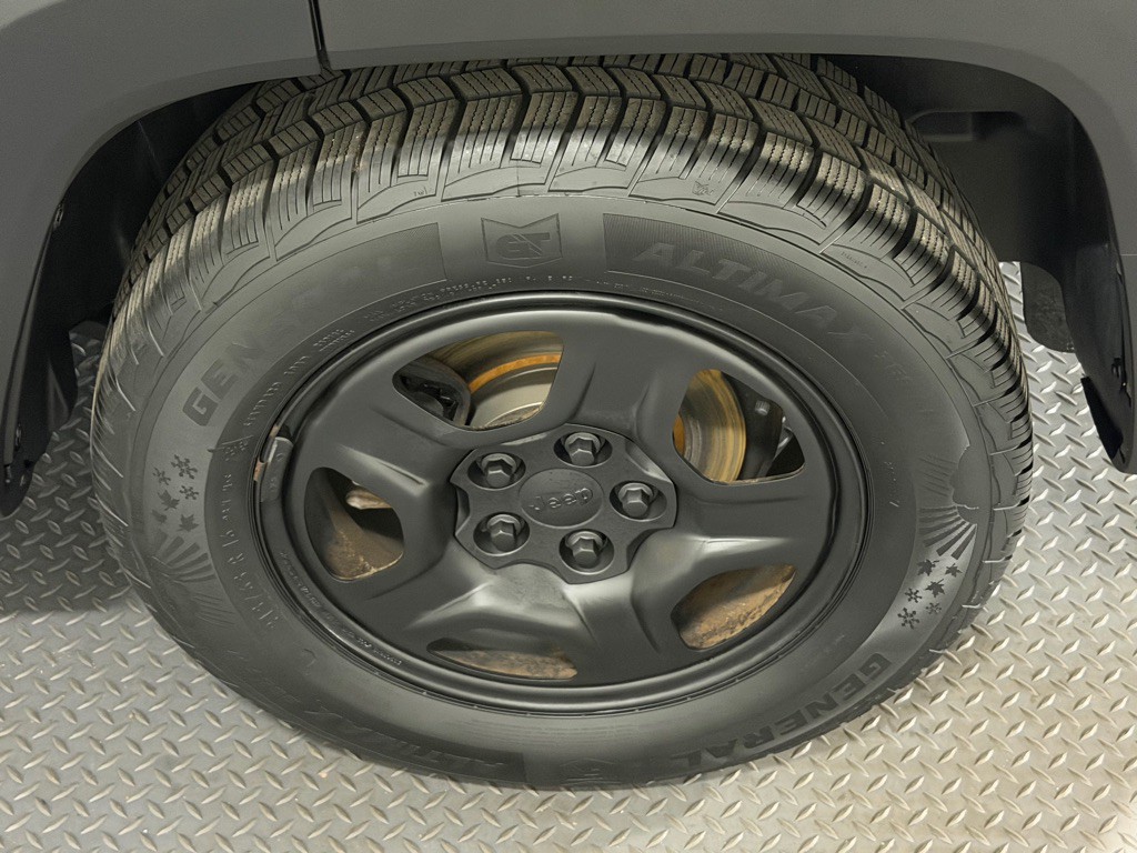 2016 Jeep Renegade Image 19
