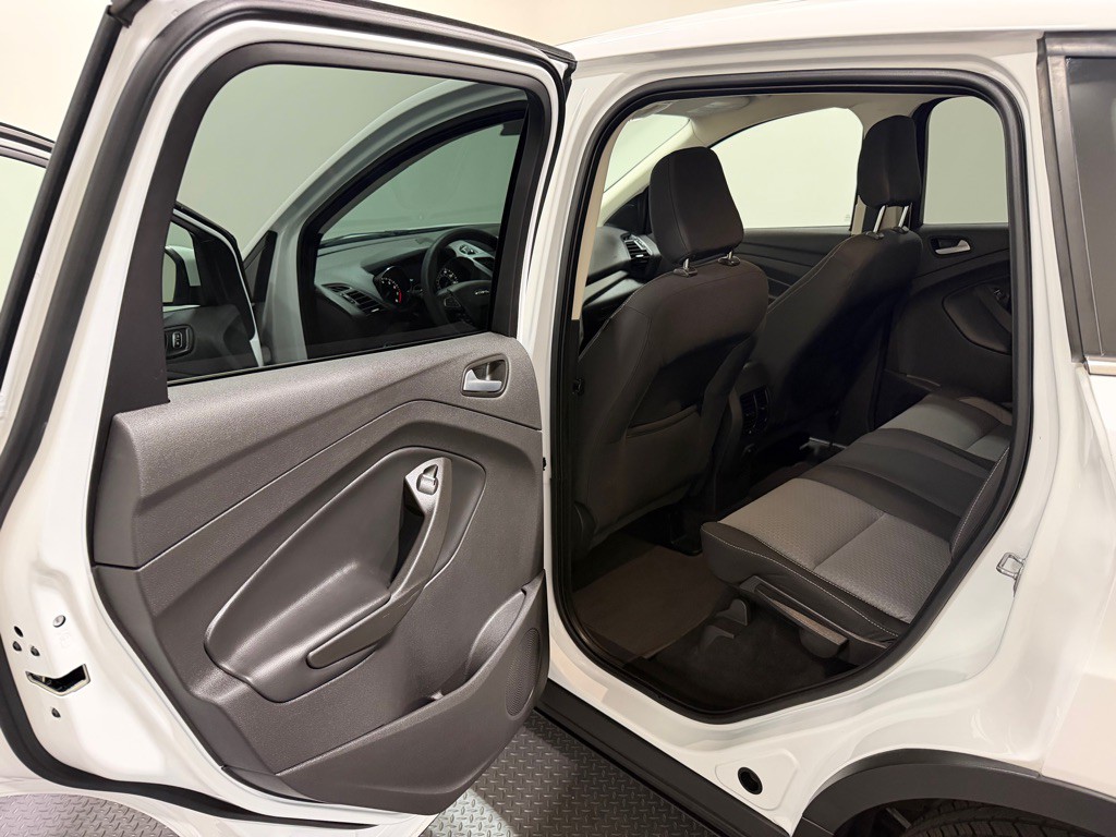 2019 Ford Escape Image 10