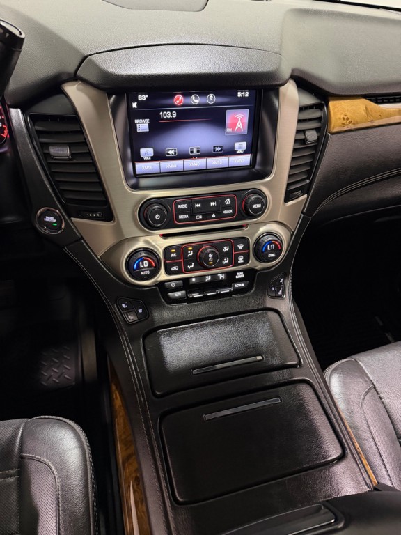 2015 GMC Yukon Image 9