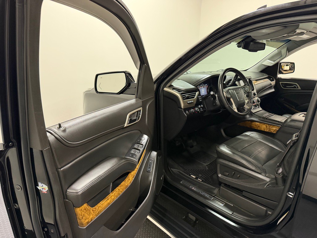 2015 GMC Yukon Image 11