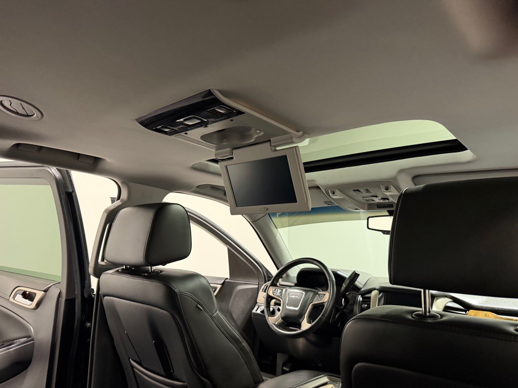 2015 GMC Yukon Image 18