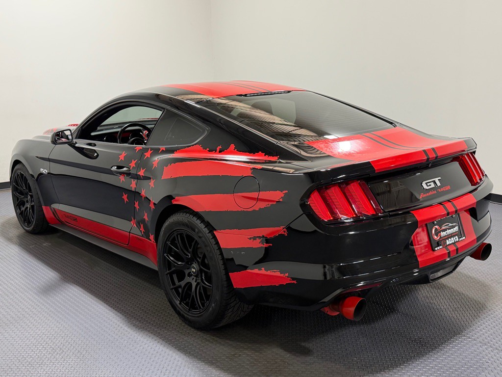 2015 Ford Mustang Image 21