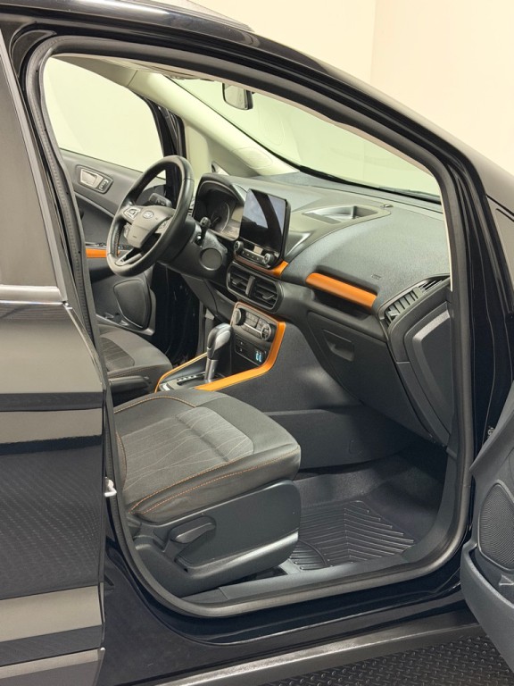 2022 Ford Econoline Image 11