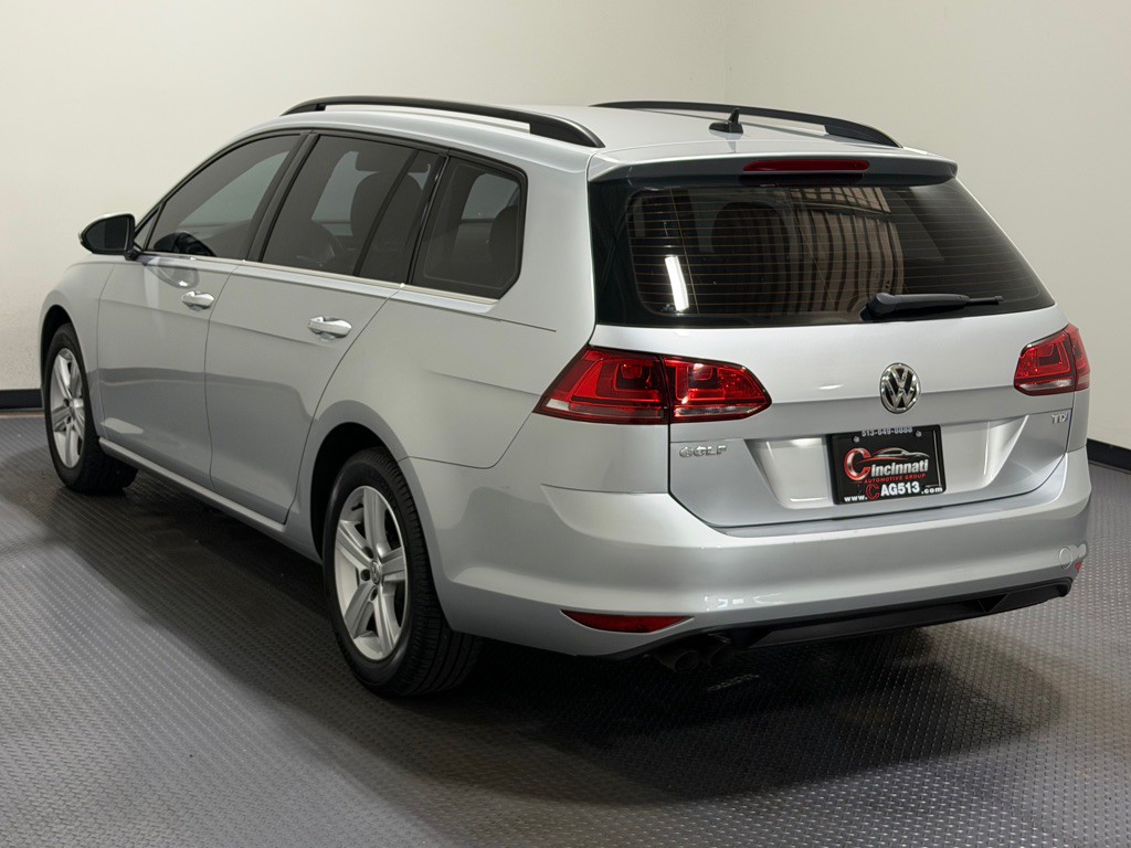 2015 Volkswagen Golf Image 7