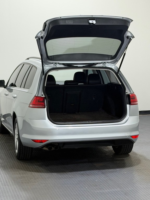 2015 Volkswagen Golf Image 12