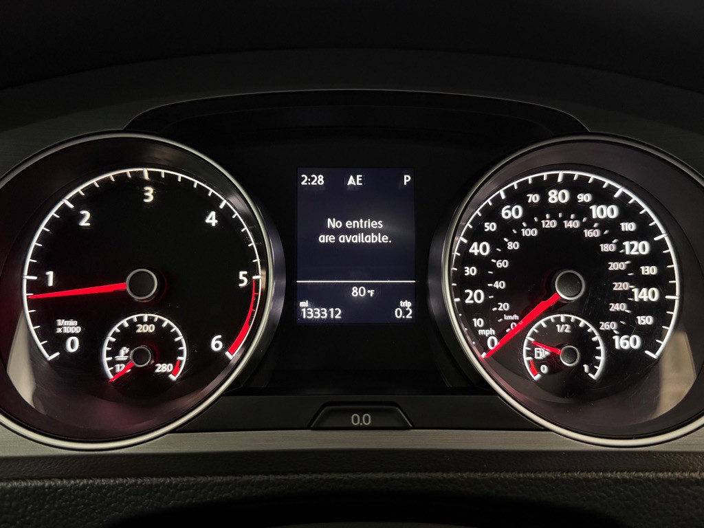 2015 Volkswagen Golf Image 14