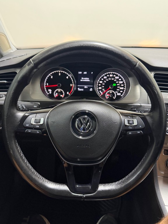 2015 Volkswagen Golf Image 15