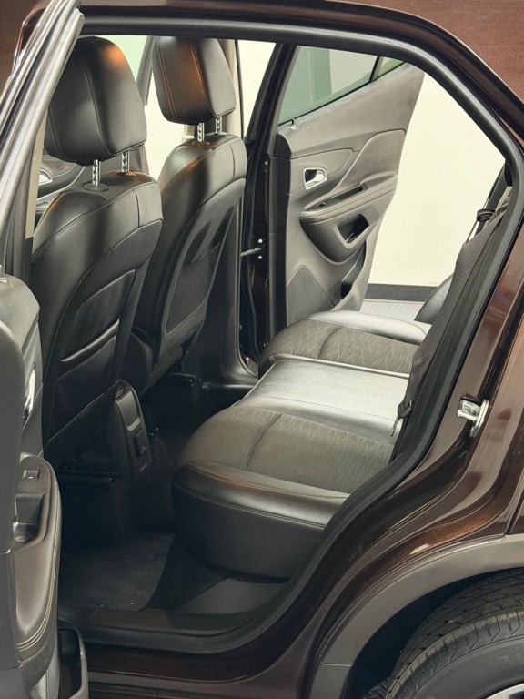 2016 Buick Enclave Image 9