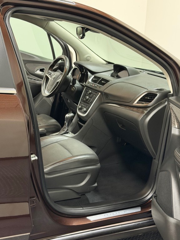2016 Buick Enclave Image 11
