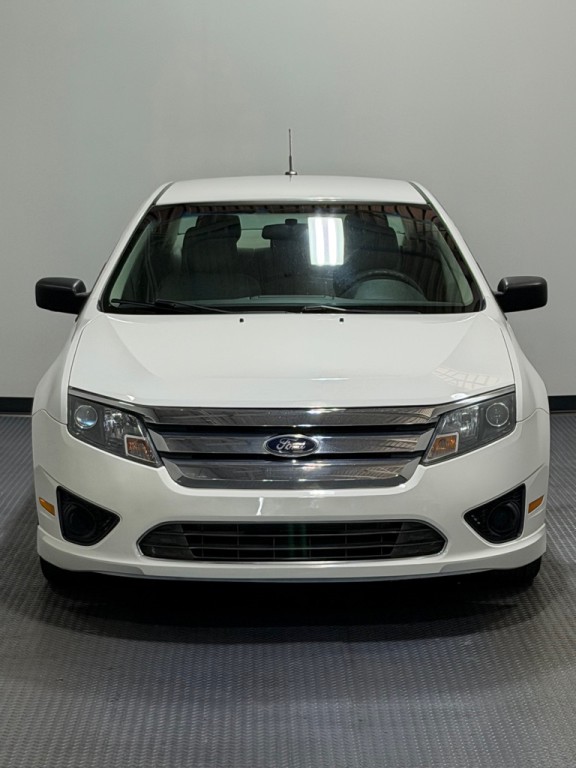 2011 Ford Fusion Image 3