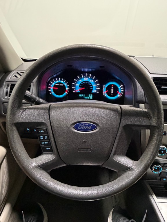 2011 Ford Fusion Image 15