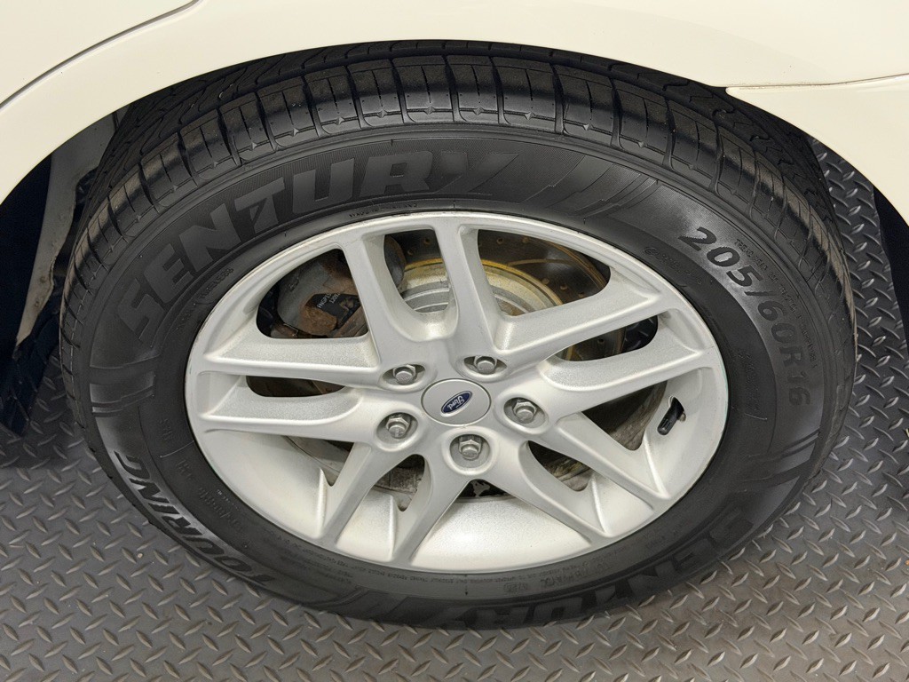 2011 Ford Fusion Image 19
