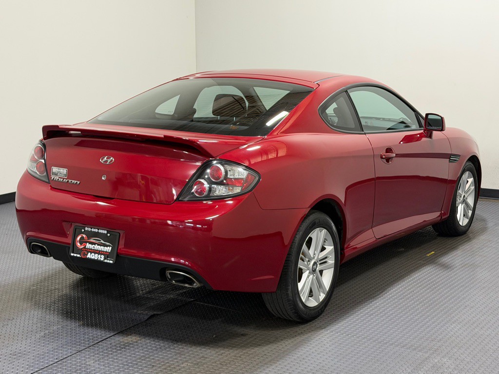 2007 Hyundai Tiburon Image 5
