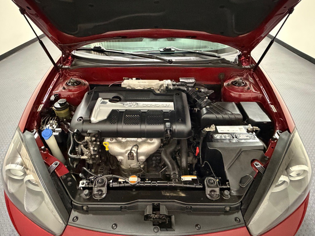 2007 Hyundai Tiburon Image 15
