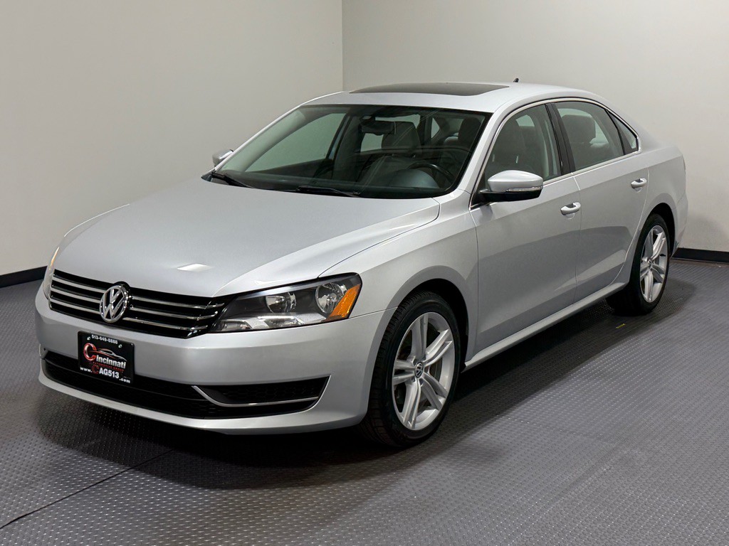 2014 Volkswagen Passat Image 1