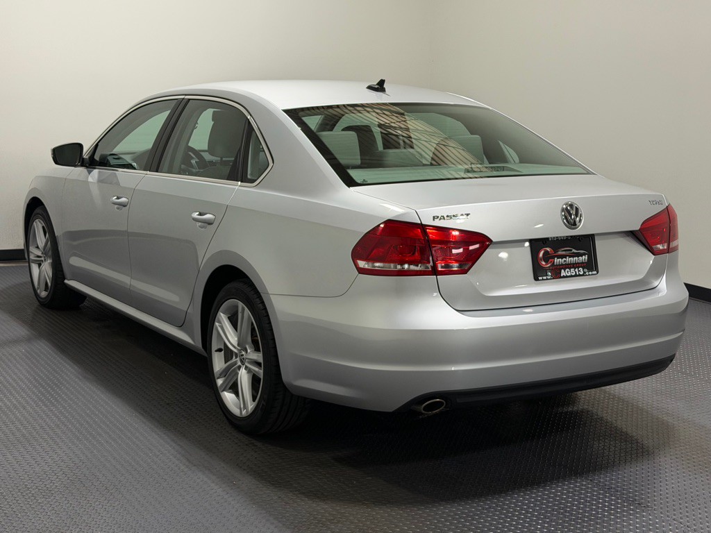 2014 Volkswagen Passat Image 7
