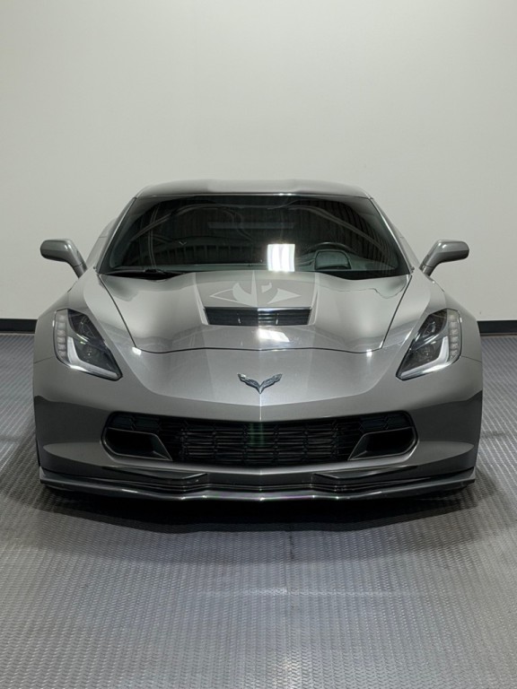 2015 Chevrolet Corvette Image 3