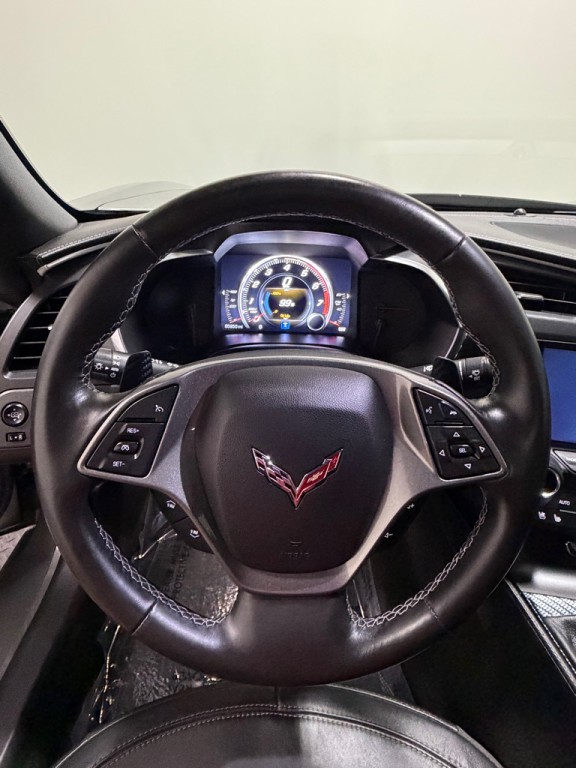 2015 Chevrolet Corvette Image 12