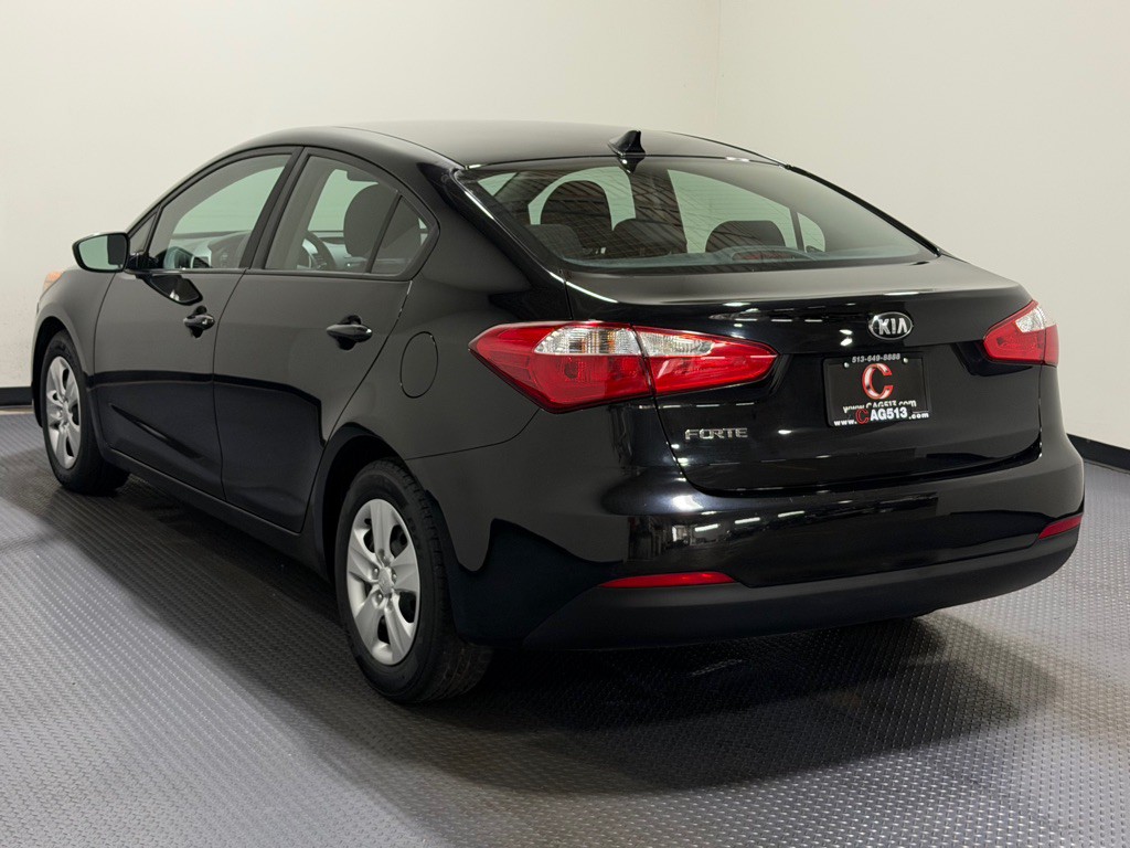 2016 Kia Forte Image 6