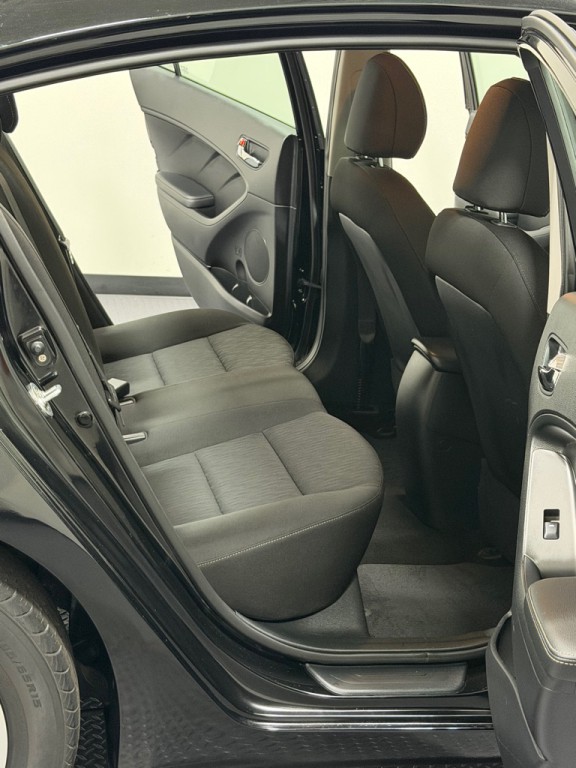 2016 Kia Forte Image 9