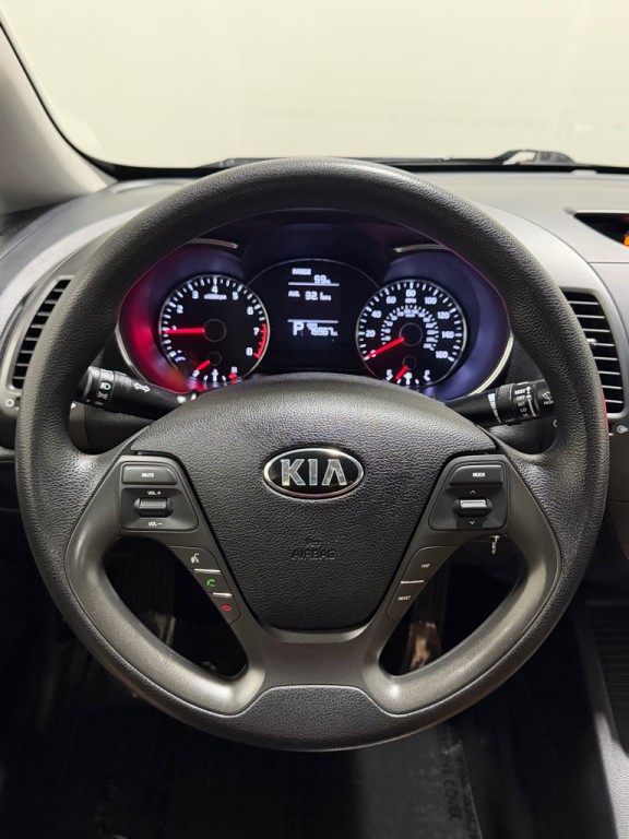 2016 Kia Forte Image 14