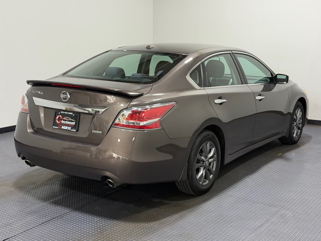 2015 Nissan Altima Image 5