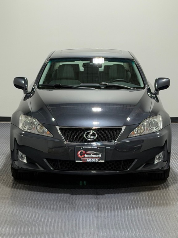 2006 Lexus IS Image 3