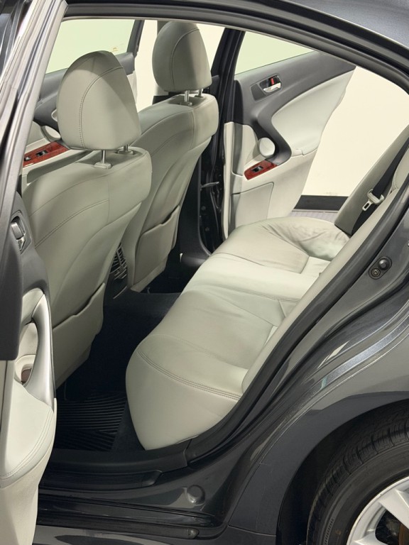 2006 Lexus IS Image 9