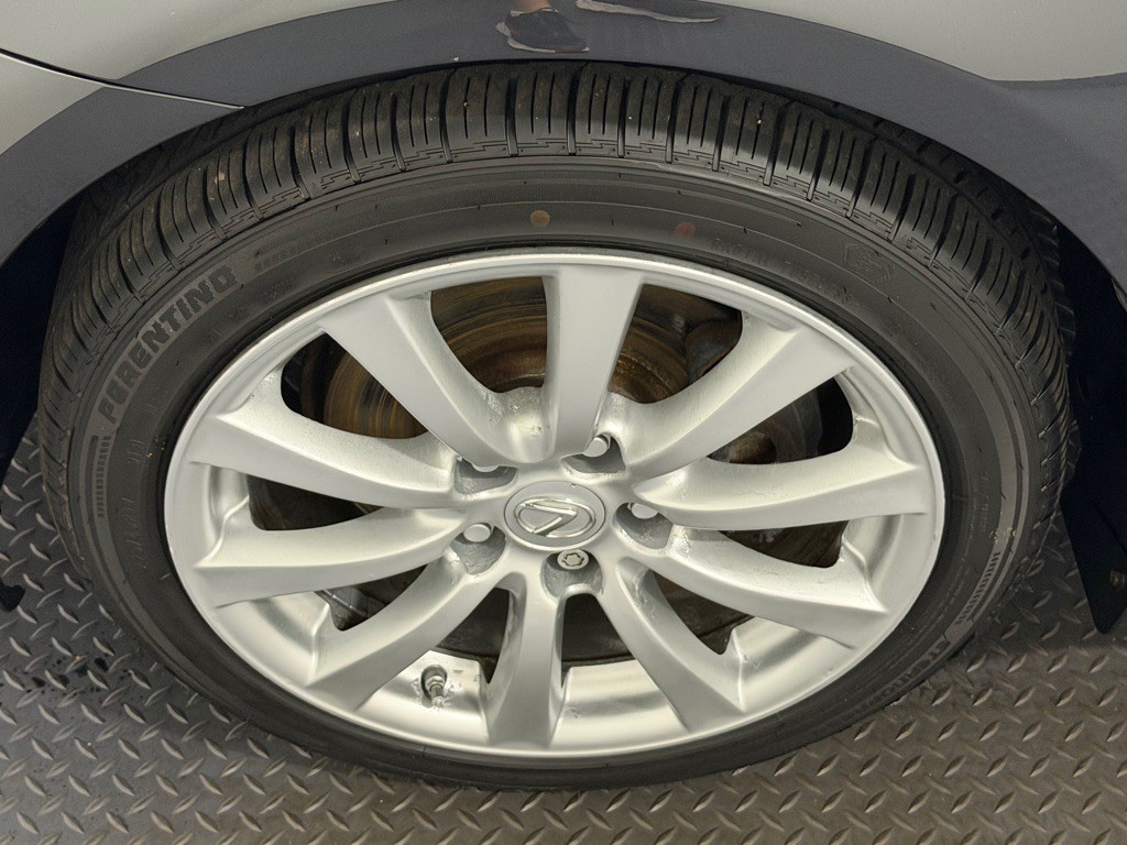 2006 Lexus IS Image 21