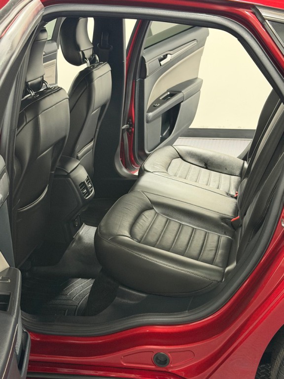 2017 Ford Fusion Image 9