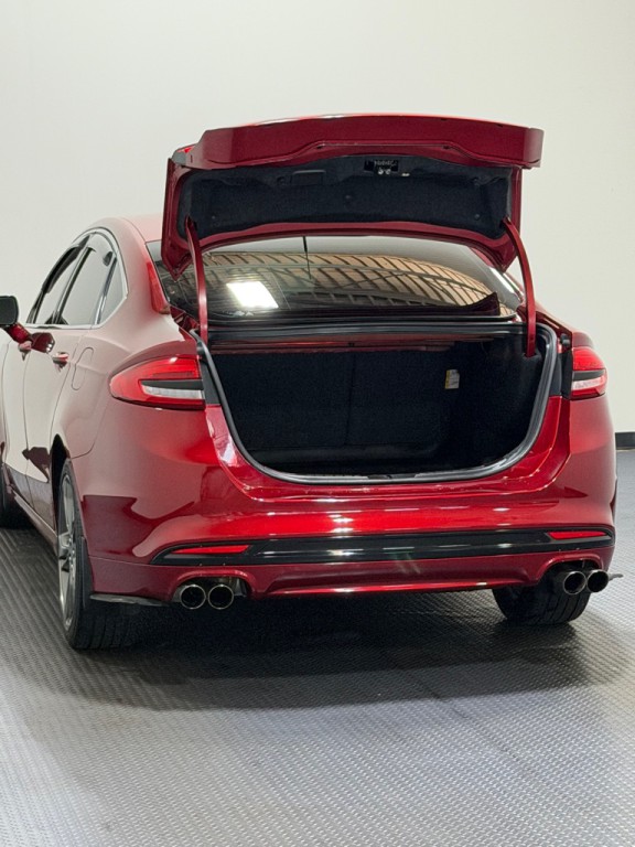 2017 Ford Fusion Image 12