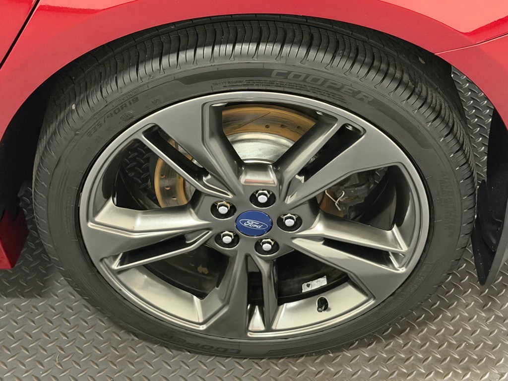2017 Ford Fusion Image 19