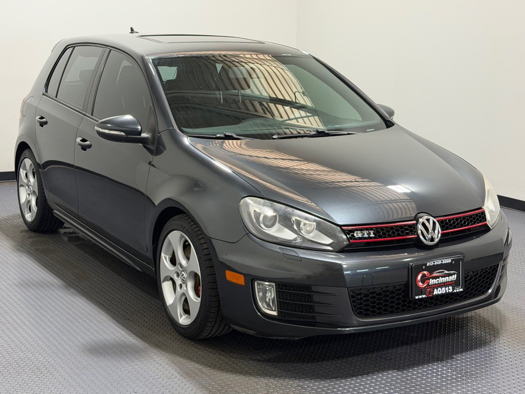 2010 Volkswagen GTI Image 4