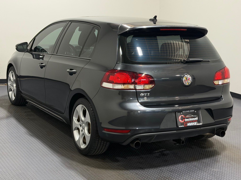 2010 Volkswagen GTI Image 7