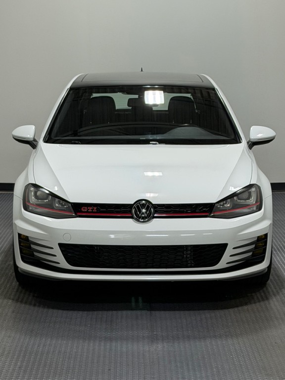 2016 Volkswagen GTI Image 3